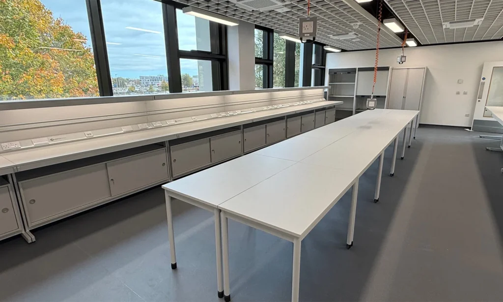 Purpose-built aerospace and engineering education facility at Leicester Aeronautical College
